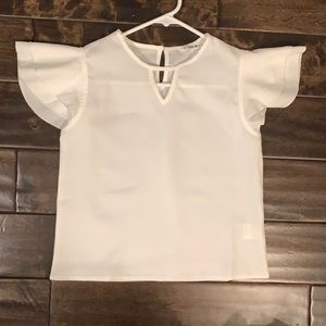 super cute blouse !!